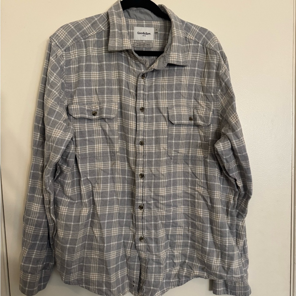 Goodfellow & Co Gray Plaid Casual Button Down Shirt